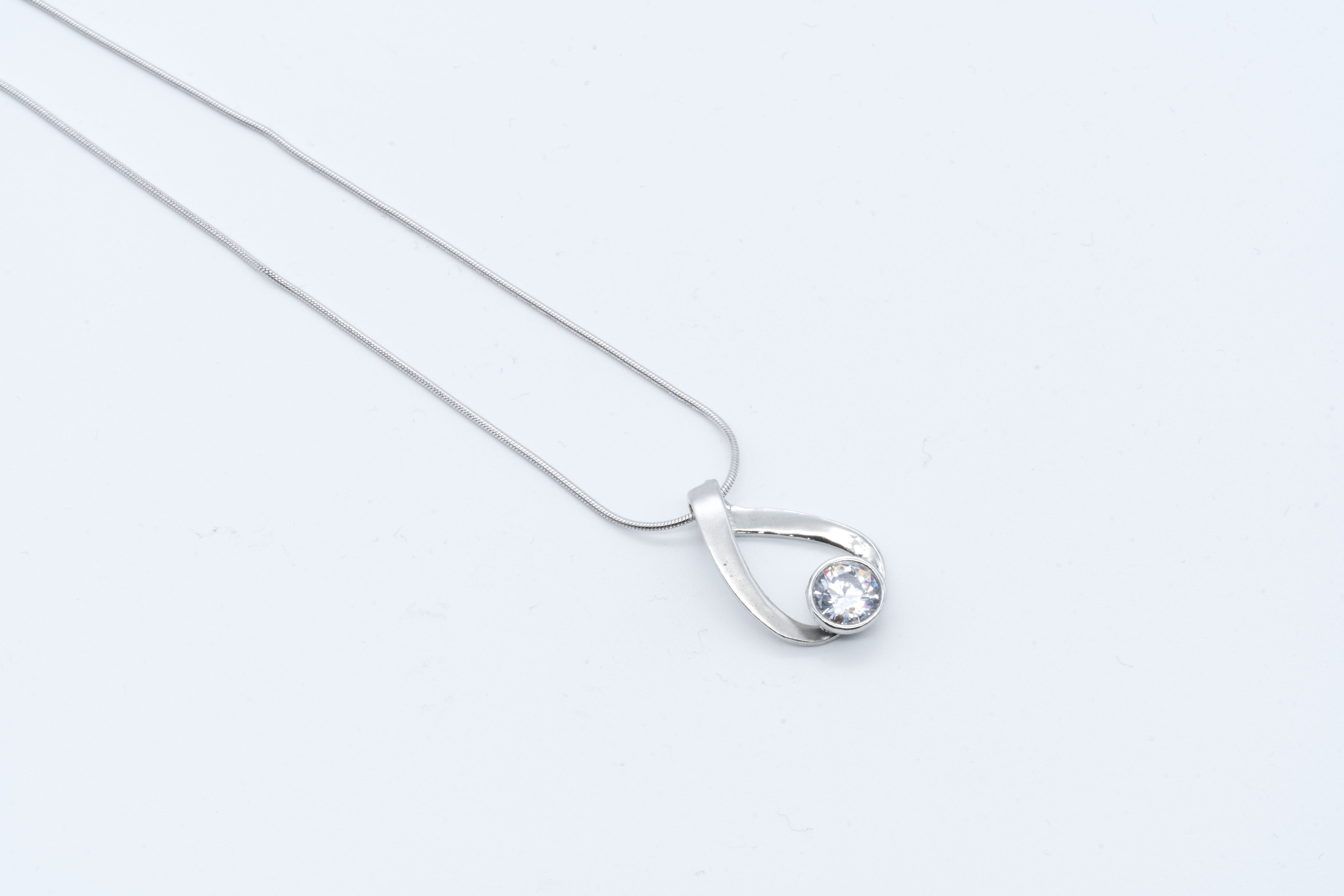 Elegant Teardrop Set